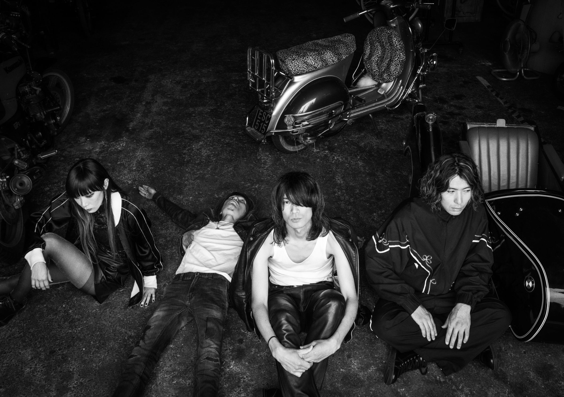 a flood of circle│a flood of circle オフィシャルサイト｜オフィシャルファンクラブ「Black Magic Fun Club」